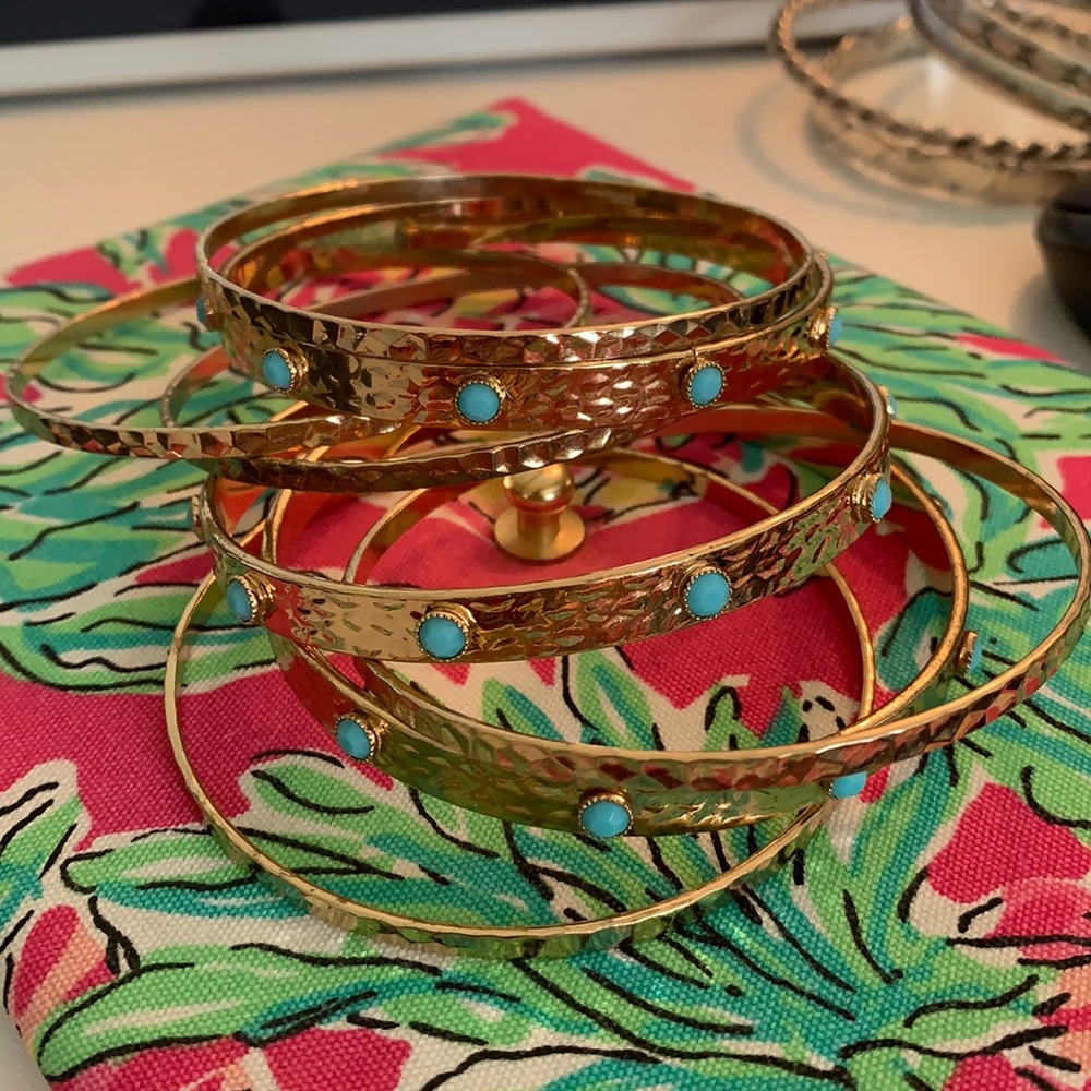 Set of 8 Fashion Bracelets
